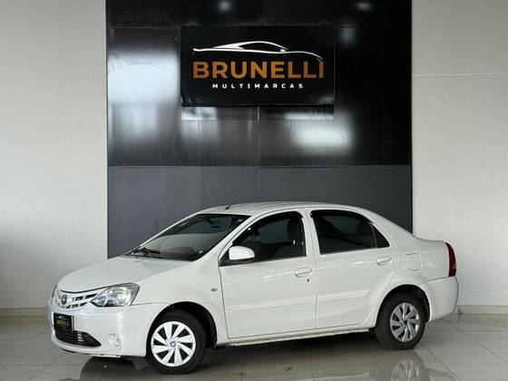 TOYOTA ETIOS 1.5 X SEDAN 16V FLEX 4P MANUAL TOYOTA ETIOS 1.5 X SEDAN 16V FLEX 4P MANUAL